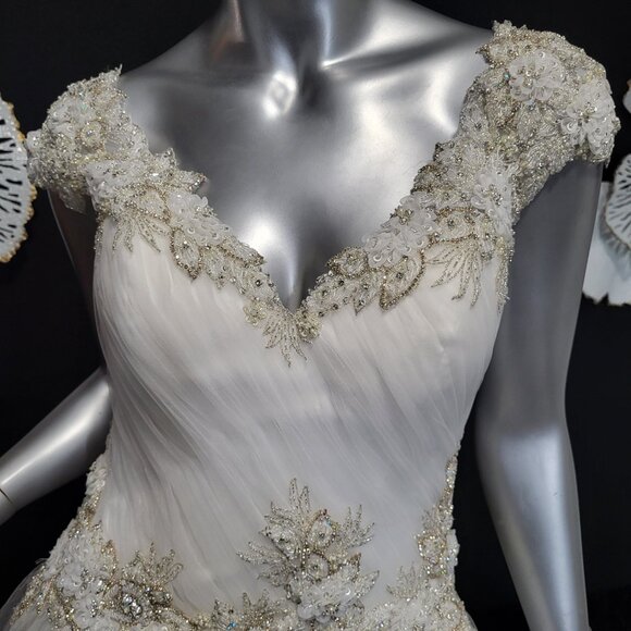 NWT~$2750~AMARE COUTURE~4/6~IVORY BEADED EMBELLISHED FIT & FLARE WEDDING DRESS - Picture 2 of 16